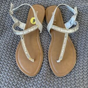 Madeline Stuart Women's Silver Gemstone Sandals Size: 9 NWOT